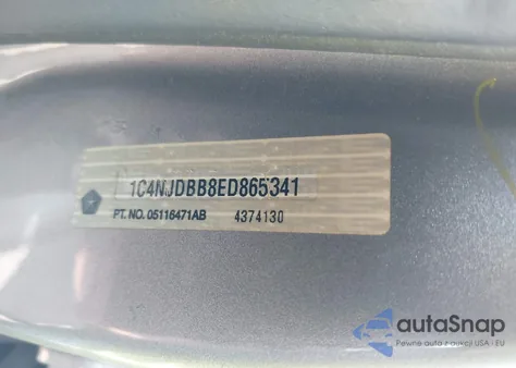 2014 Jeep Compass Sport из США, поврежденный, VIN 1C4NJDBB8ED865341